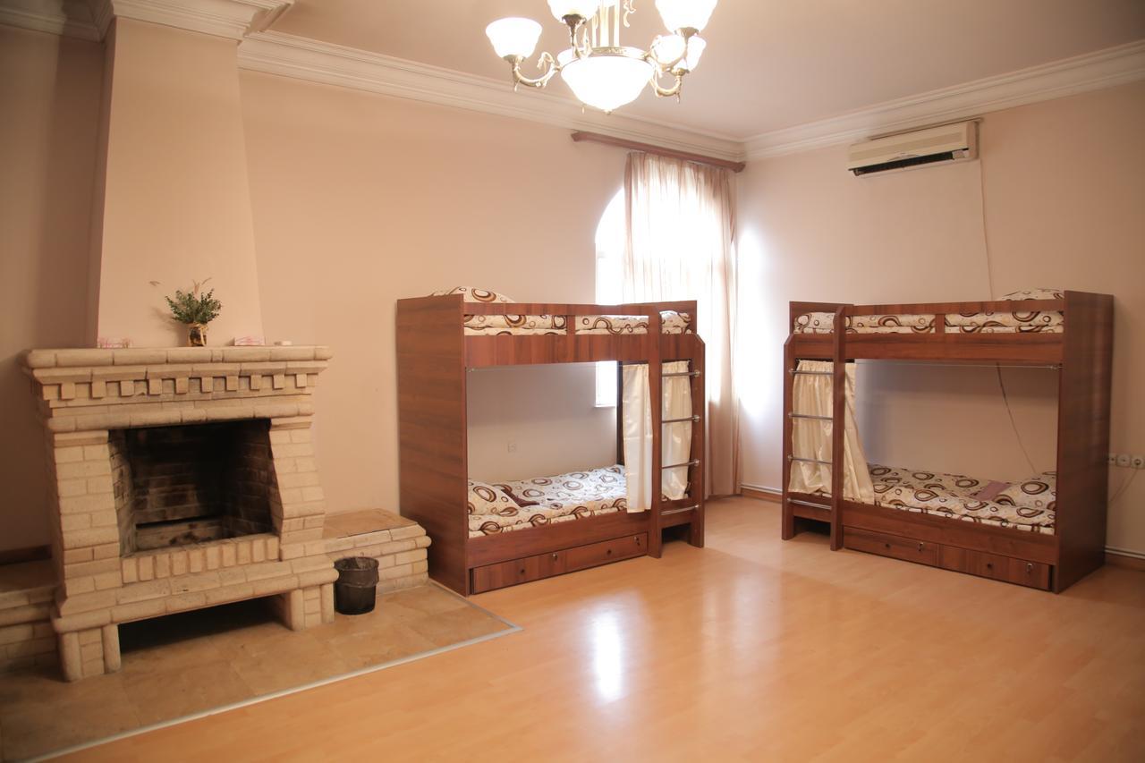 Noy Hostel Erivan Dış mekan fotoğraf