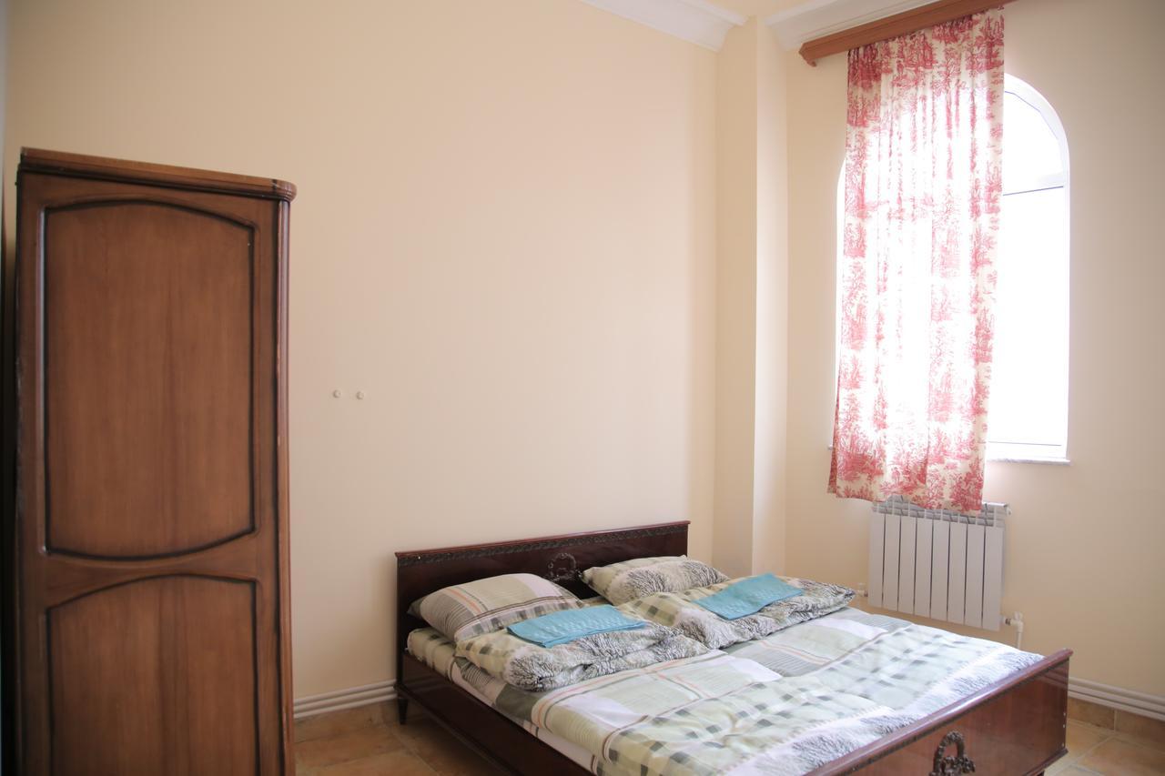 Noy Hostel Erivan Dış mekan fotoğraf